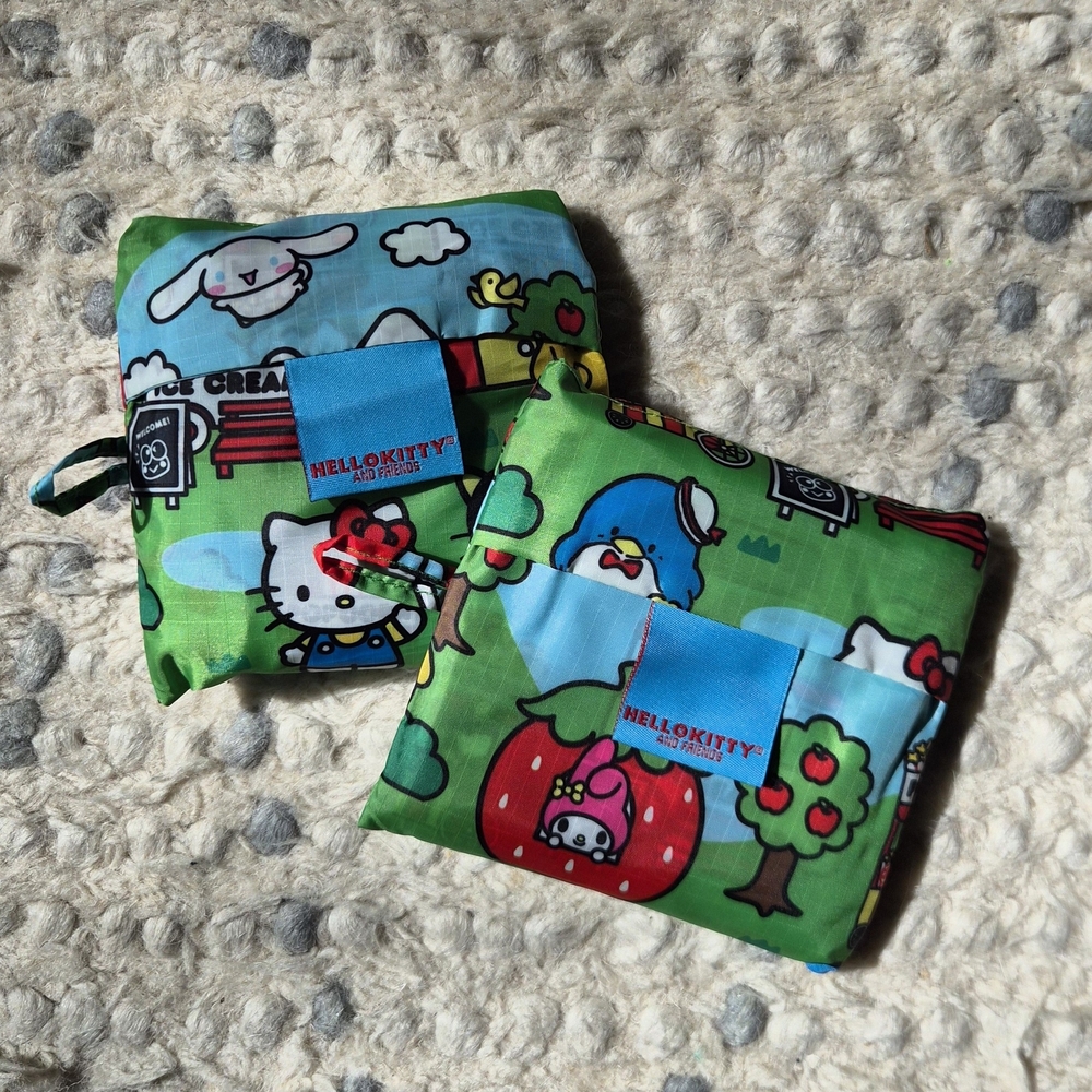 Hello Kitty Green Multi Reusable Snack Bags - Set of 2